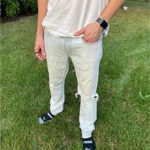 Super vintage, heavy washed skinny jeans